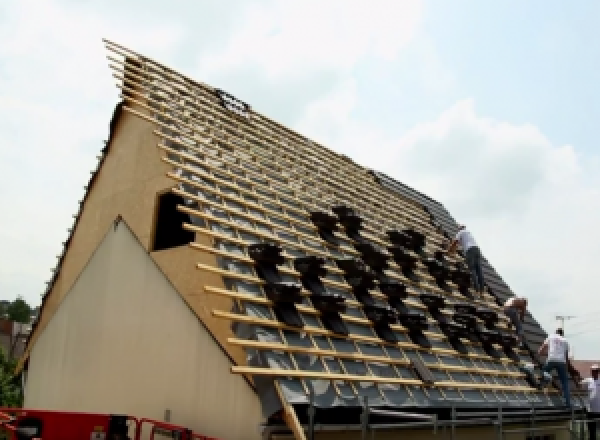 AMENAGEMENT DES COMBLES EN MODIFIANT LA PENTE à La Chapelle-Réanville