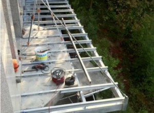 Balcon ou perron en béton à Brémontier-Merval