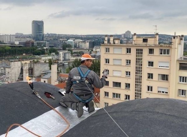 Étanchéité sur toit-terrasse à Paris