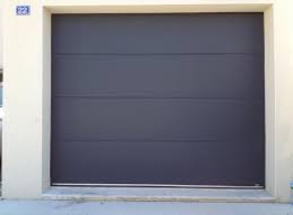 Porte de garage sectionnelle à Dolleren à Dolleren