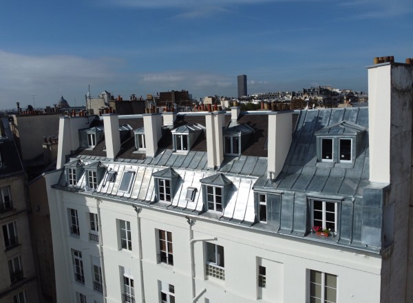 Couverture en joints debouts et pose de bac-acier à Paris