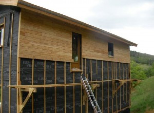 Isolation extérieure à Aulnay-la-Rivière à Aulnay-la-Rivière