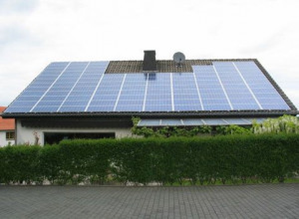 Panneaux solaires à Bazouges-la-Pérouse à Bazouges-la-Pérouse