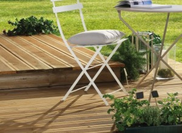 Terrasse en bois : en lames ou en dalles à Passenans
